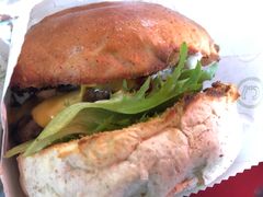 -龙治汉堡(中华城店)