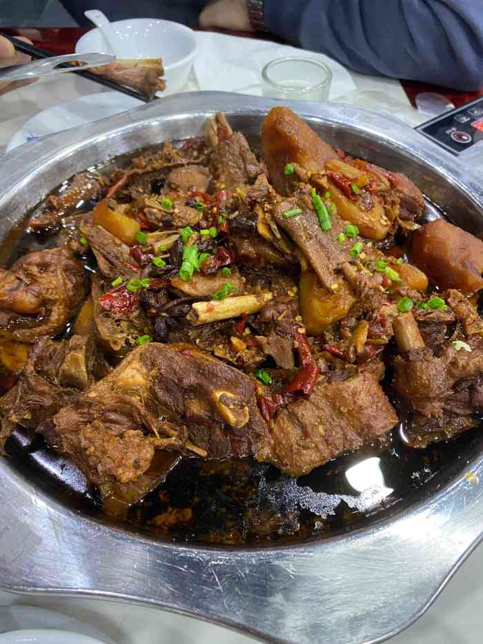 新东新老鹅骨头汤(南方花园店)