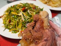 -吴记酱骨炖菜馆(康安路店)
