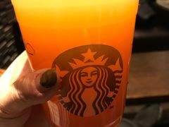 -星巴克臻选(南京金茂览秀城店)