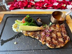 碳烤澳洲西冷牛排-YUE·6·西式融合餐厅(外滩六号店)