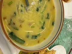 -鹊华居·地道鲁菜·海鲜·融合味(大明湖店)