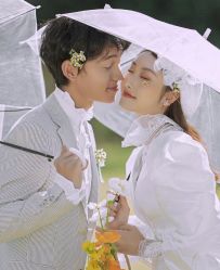 -索菲亚婚纱摄影