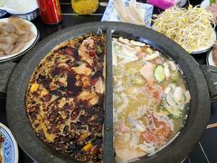 -秦巴石锅鱼