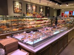 面包甜点陈列柜-巴黎贝甜(龙之梦购物中心虹口店)