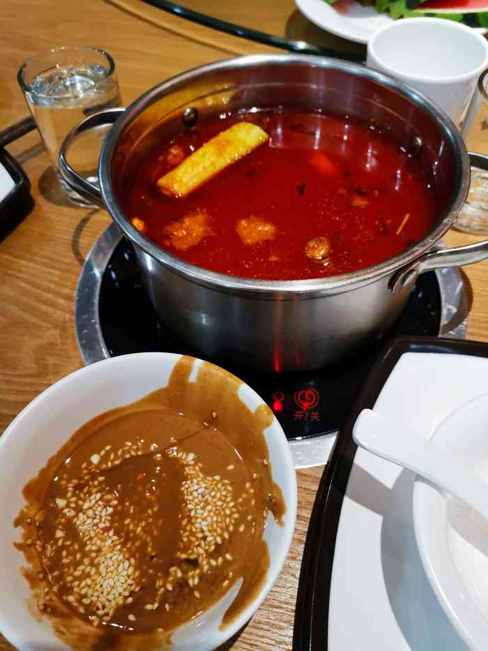 猪圈火锅(财富广场店)-"在安徽待了一周 实在不想吃炒菜了 就去县.