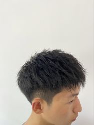 -十六番发型师事务所