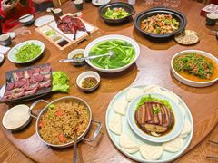 -老滇山寨•云南特色菜•地方菜•民族风情歌舞表演(金碧店)