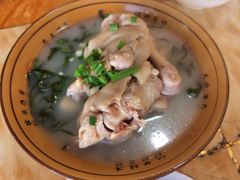 猪蹄花汤-四川蹄花饭店