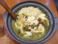 -周鱼小馆石锅酸菜鱼(活力汇店)