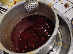 -晓彭肥肠鸡·泡椒鸡火锅(水木天地店)