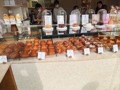 -VERIE BAKEHOUSE