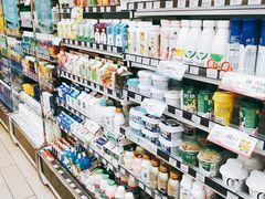 -全家便利店(愚园店)