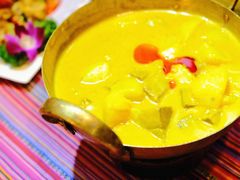 -香巴拉云南餐厅(华莱坞店)