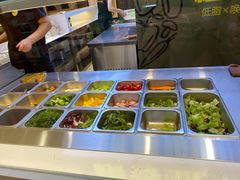 自助取餐区-橙食派沙拉(滨海伊势丹店)