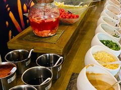 自助调料区-滇釜火锅·能喝汤的火锅(车公庄店)