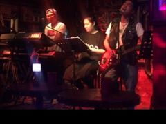 -周庄红庭演艺酒吧