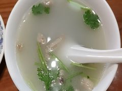 -老天桥酱肉烧饼夹肘子(天桥店)