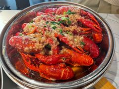 -巴厘龙虾·榜首油焖大虾(音乐学院·沿江酒馆店)