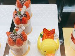-花花卷卷·鲜食蛋糕(静安久光百货店)