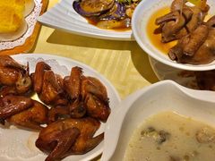 招牌烤乳鸽-石岐佬中山菜馆(张溪店)