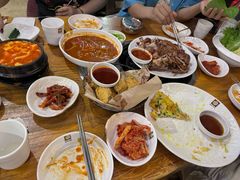 -喇喇排骨火锅·传统韩式脊骨汤(望京西园总店)