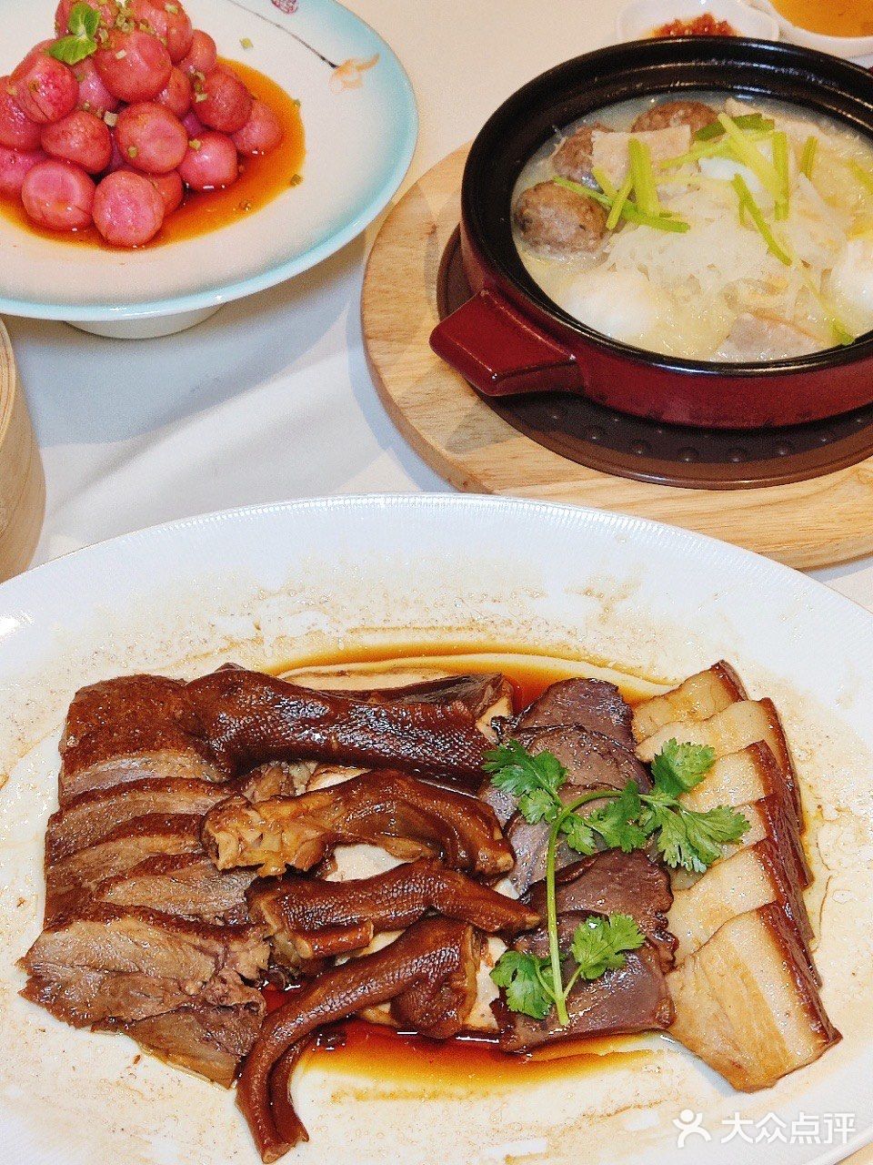 逛完花街哪里吃饭?来潮豪轩！