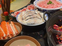 -周小明火锅(黑金冠社区店)