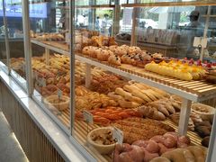 -焙丽拾光(麦凯乐直营店)