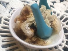 -天品味 一口吃榴莲泡芙