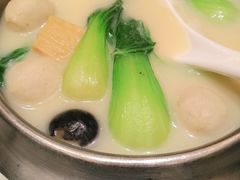 锅仔三宝-美泉宫饭店美泉盛宴海鲜