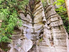 -梭布垭石林景区