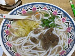 -鑫花溪牛肉米粉(人民广场店)