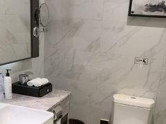 -优逸酒店(柳州窑埠古镇万象城店)