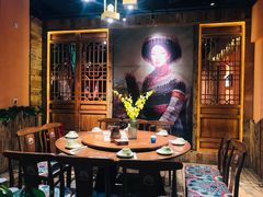 包厢-老滇山寨•云南特色菜•地方菜•民族风情歌舞表演(金碧店)