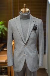 -优刻西服西装定制(金轮国际广场店)