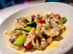 -荷塘秋月·本帮江浙菜(国权路店)