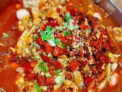 水煮牛蛙-叶派龙虾•招牌香辣蟹·海鲜(中海国际店)