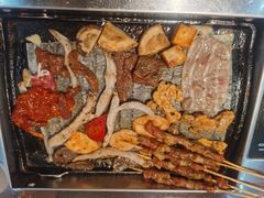 -豪食国际美食自助(裕华路店)