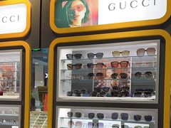-镜客眼镜(浦江欢乐颂店)
