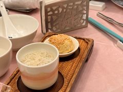 文思豆腐配蟹壳黄-江南灶中餐厅(南京香格里拉店)