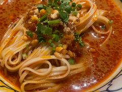 肉燥担担面-伯衡55·吉品轩(乌鲁木齐南路店)