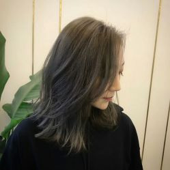 -HAIR HERE造型