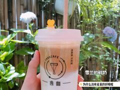 冰拿铁-唐咖精品咖啡(大理古城手冲店)