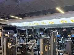 -超鹿运动(达信大厦店)
