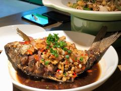 香煎鲫鱼-费大厨辣椒炒肉(吉联MALL店)
