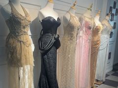 -圣霏亚礼服租赁·主持人服装租赁(上海静安总店)