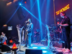 -TZ House音乐现场(来福士中心店)