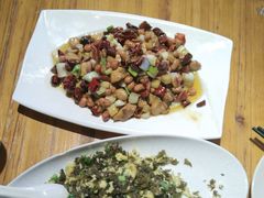 宫保鸡丁-桑吉林新派藏餐·汤锅·川菜