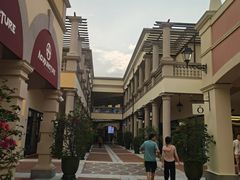 -佛罗伦萨小镇广佛名品奥特莱斯(疏港路店)